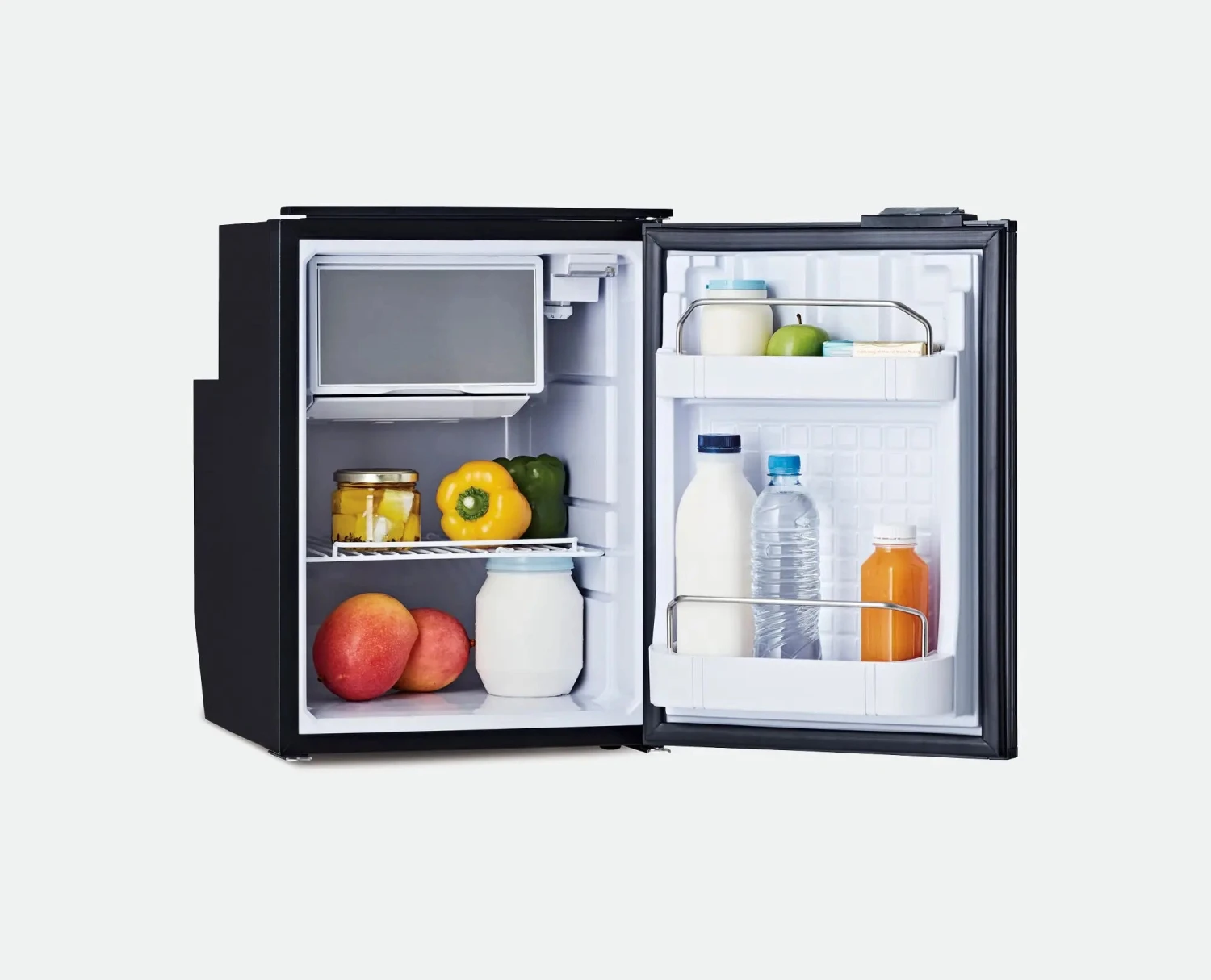 BUSHMAN DC50-X Upright 12volt Compressor Fridge 5 BUSHMAN DC50-X Upright 12volt Compressor Fridge - Image 3