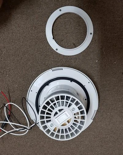 Dometic GY11 Roof Ventilation 12V For Bathrooms And Kitchens 5 Dometic GY11 Roof Ventilation 12V For Bathrooms And Kitchens - Image 3