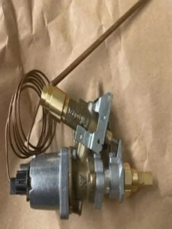 Dometic Themostat Gas Control Valve For Oven Smev 401 -Home Appliance Parts Store Dometic Themostat Gas Control Valve for Oven Smev 401 Dometic 1645142595